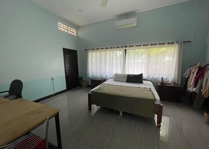 Hospedagem domiciliar Private With In-suite Bathroom - Lovely House With Garden Siem Reap